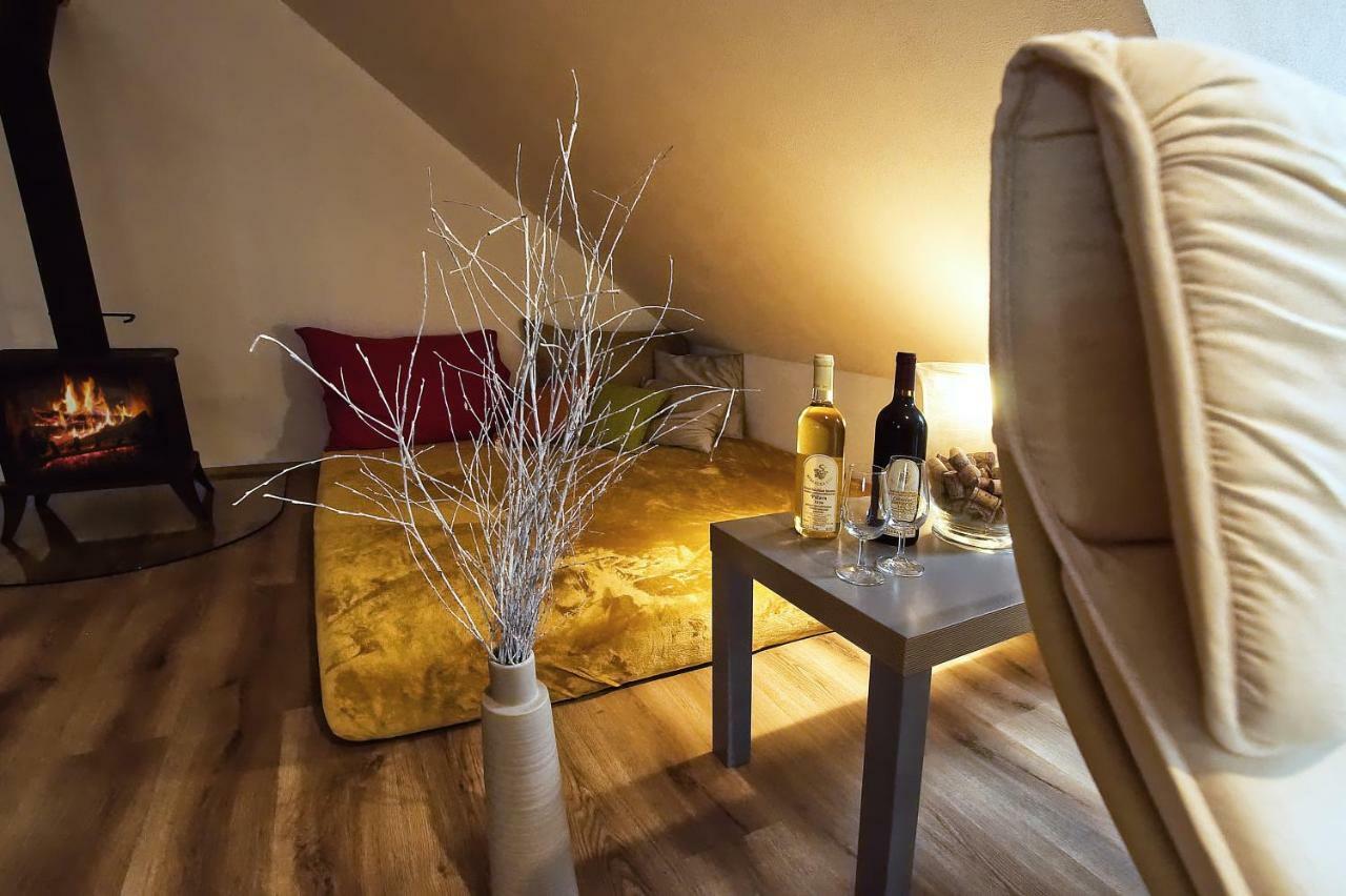U Čápa Krásný apartmán v Sedleci Sedlec  Exterior foto