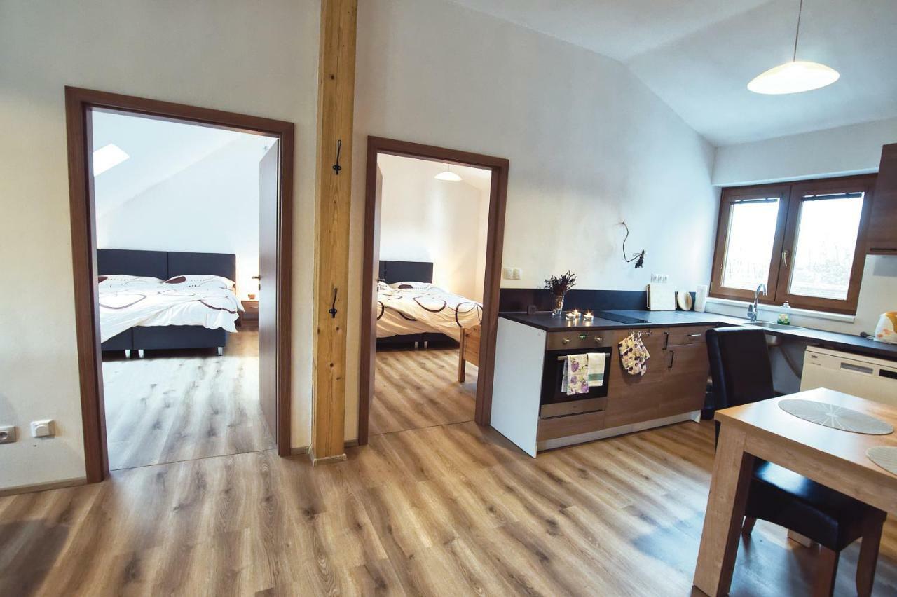 U Čápa Krásný apartmán v Sedleci Sedlec  Exterior foto